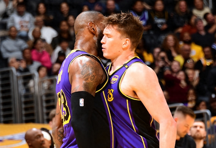 助球队的原, 他的评价较